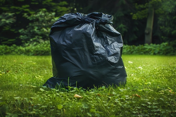 How Is Yard Waste Collected and Processed in Charles City?